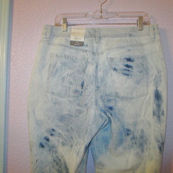 NWT Style & Co TIE DYE Stretch Size 12 JEANS Boyfriend CURVY Denim HIGH RISE - Picture 10 of 12